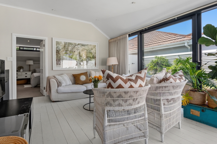 3 Bedroom Property for Sale in Tamboerskloof Western Cape